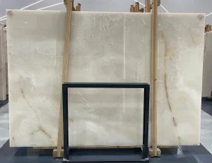 snow white onyx