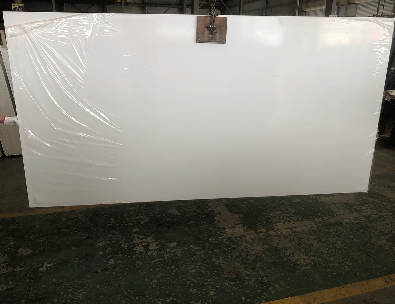 pure white quartz slab