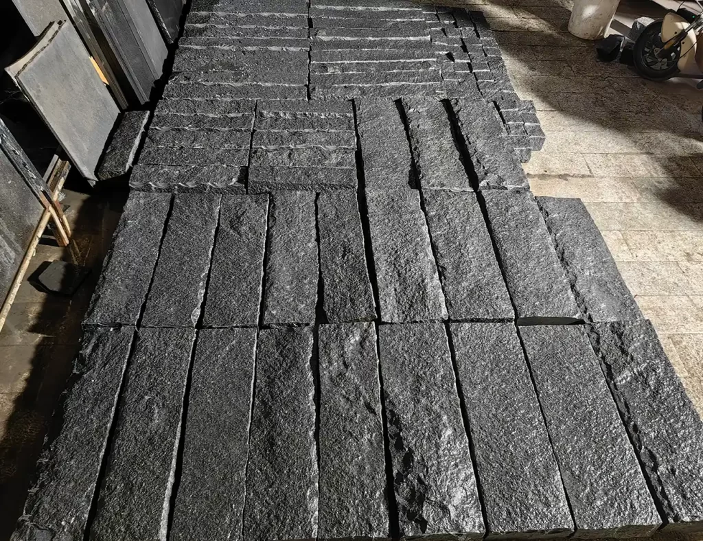 nero black granit